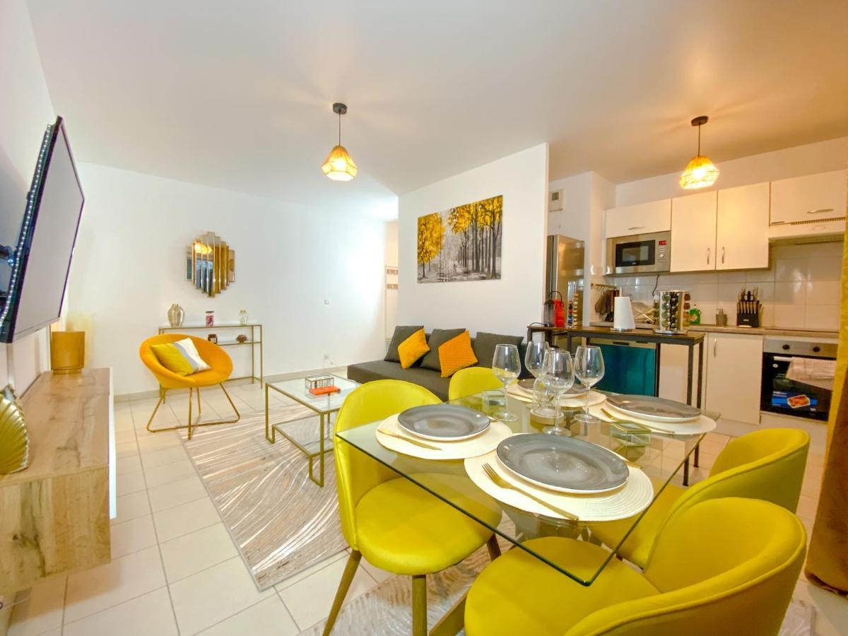 Ferienwohnung The Golden House * Parking * Garden Corbeil-Essonnes Exterior foto