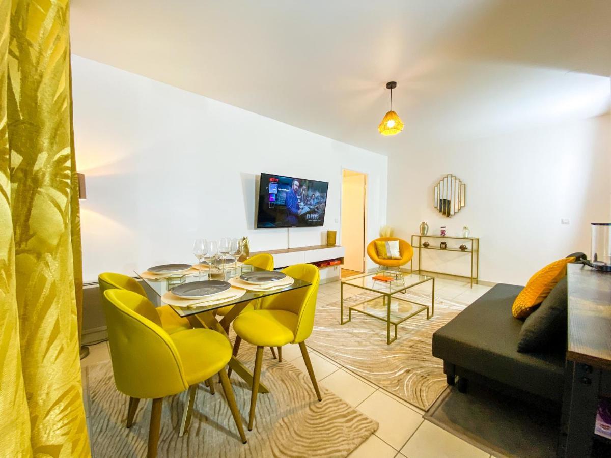 Ferienwohnung The Golden House * Parking * Garden Corbeil-Essonnes Exterior foto